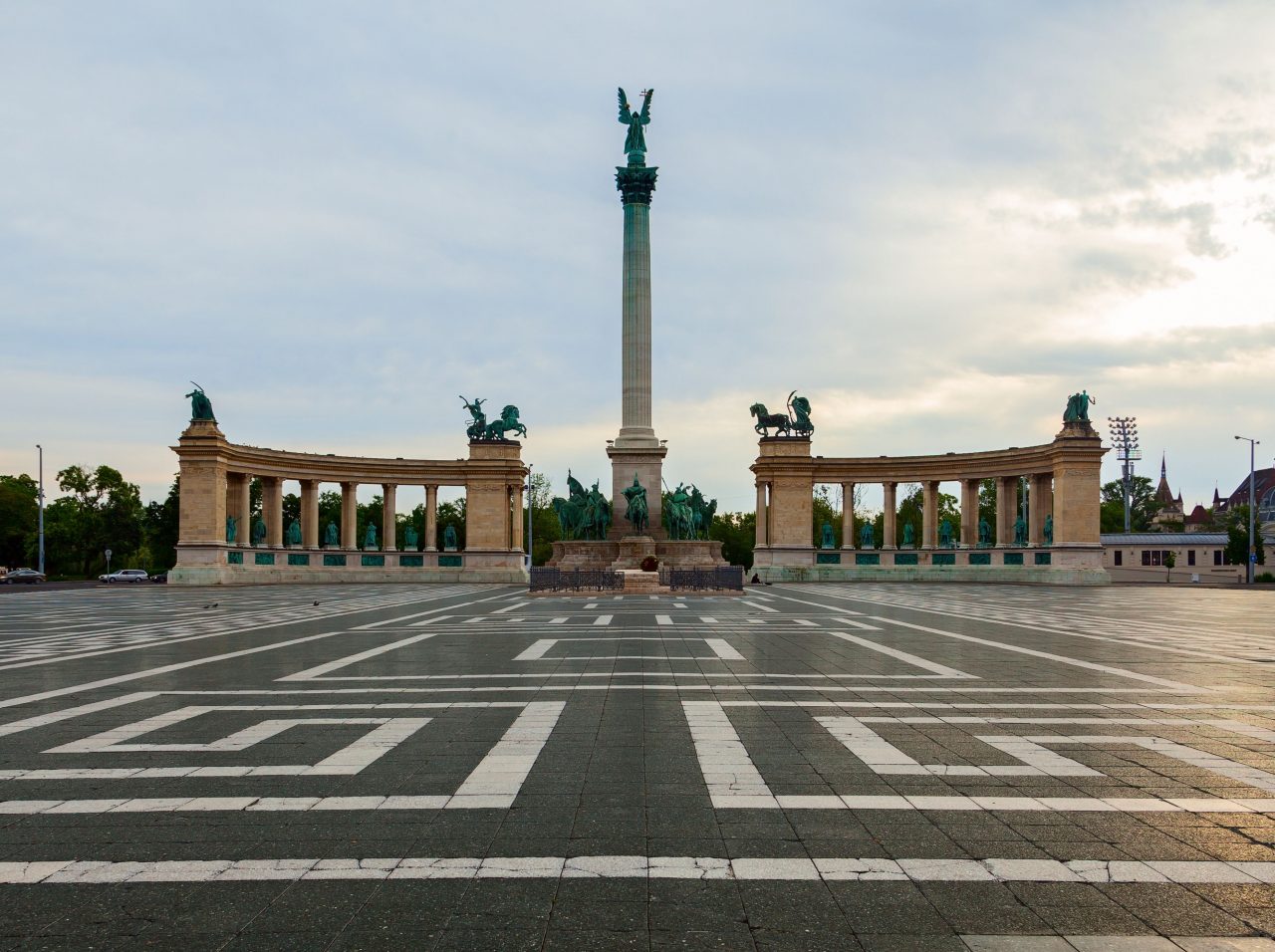 heroes_square